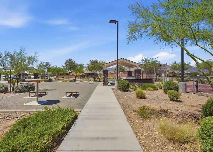 4br Fire Pit Pickleball Basketball Outdoor Amenities *